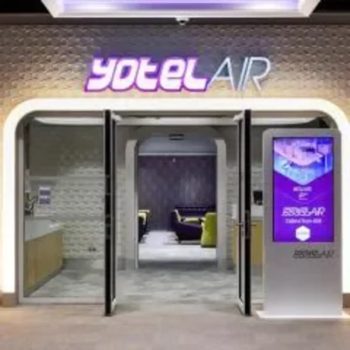 Are There Any Hotels Inside CDG Airport