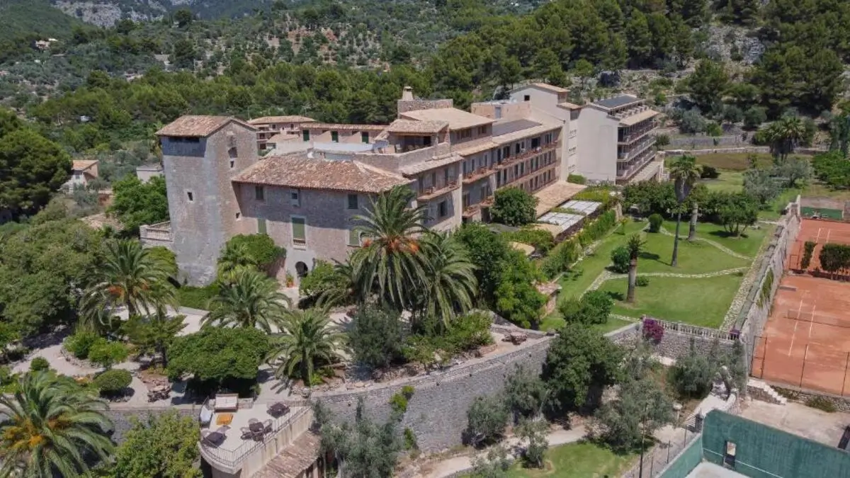 Es Port Soller Hotel