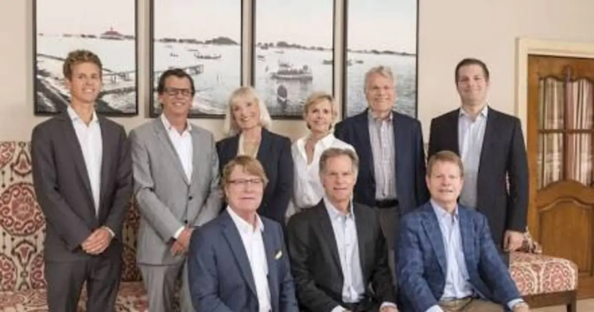Who Owns Ayres Hotels