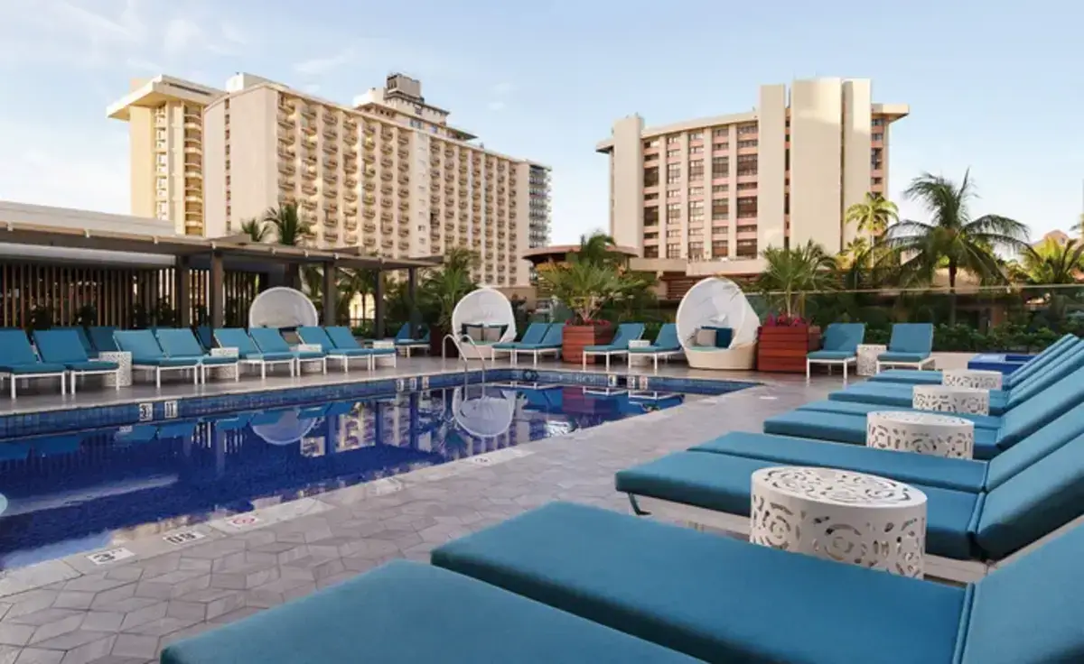 who owns outrigger hotels